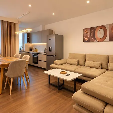 Apartment Feel At 1 Tirana